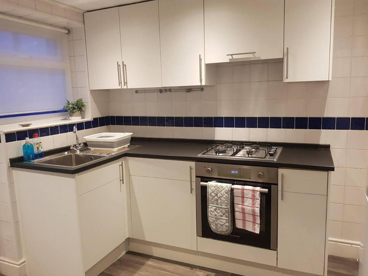Vila Bright 4-Bed House 15 Min To Manchester Centre Exteriér fotografie