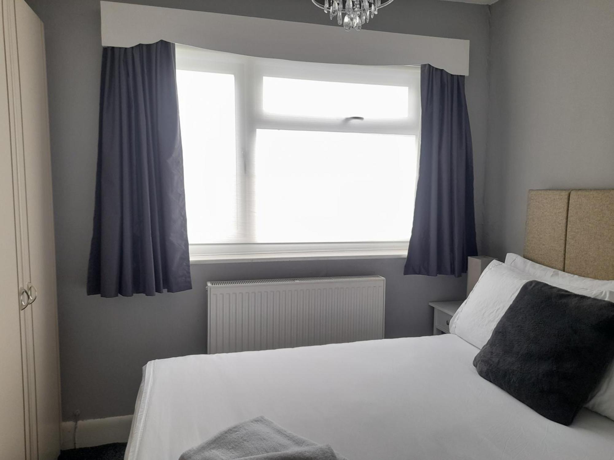 Vila Bright 4-Bed House 15 Min To Manchester Centre Exteriér fotografie
