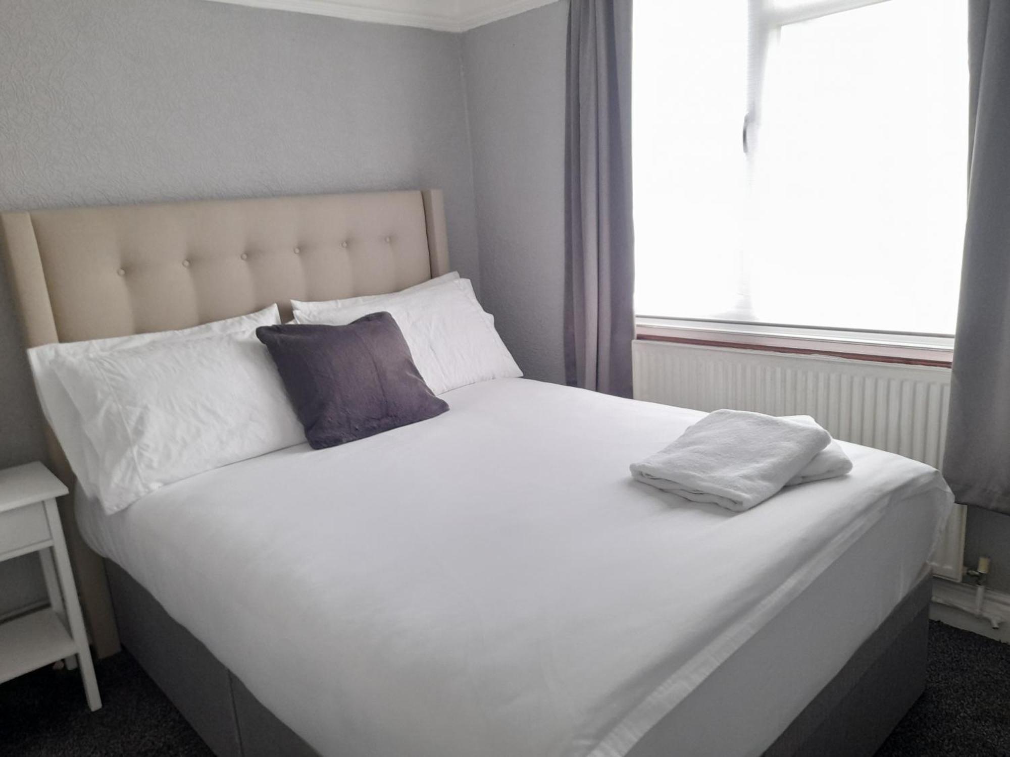 Vila Bright 4-Bed House 15 Min To Manchester Centre Exteriér fotografie