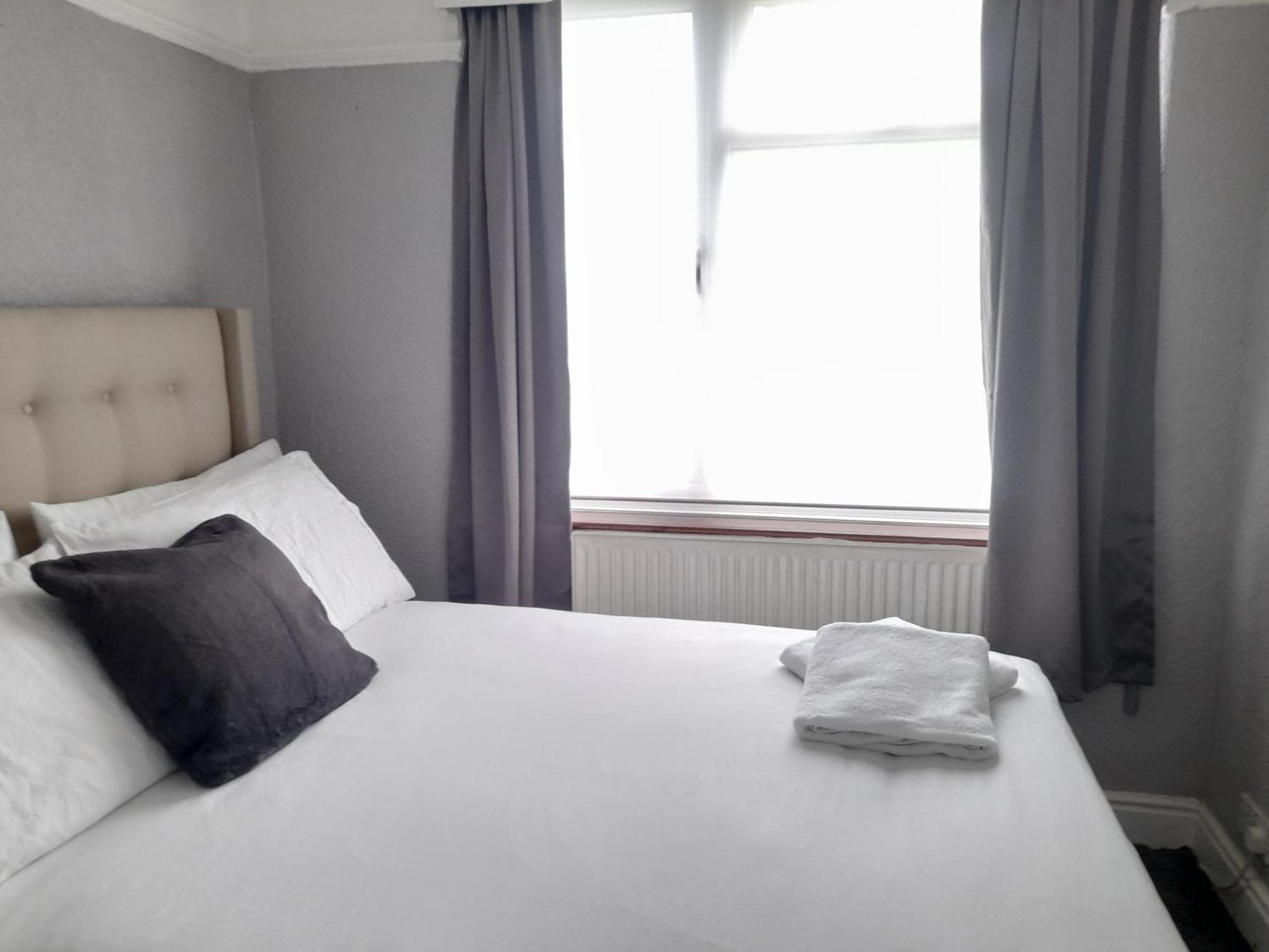 Vila Bright 4-Bed House 15 Min To Manchester Centre Exteriér fotografie