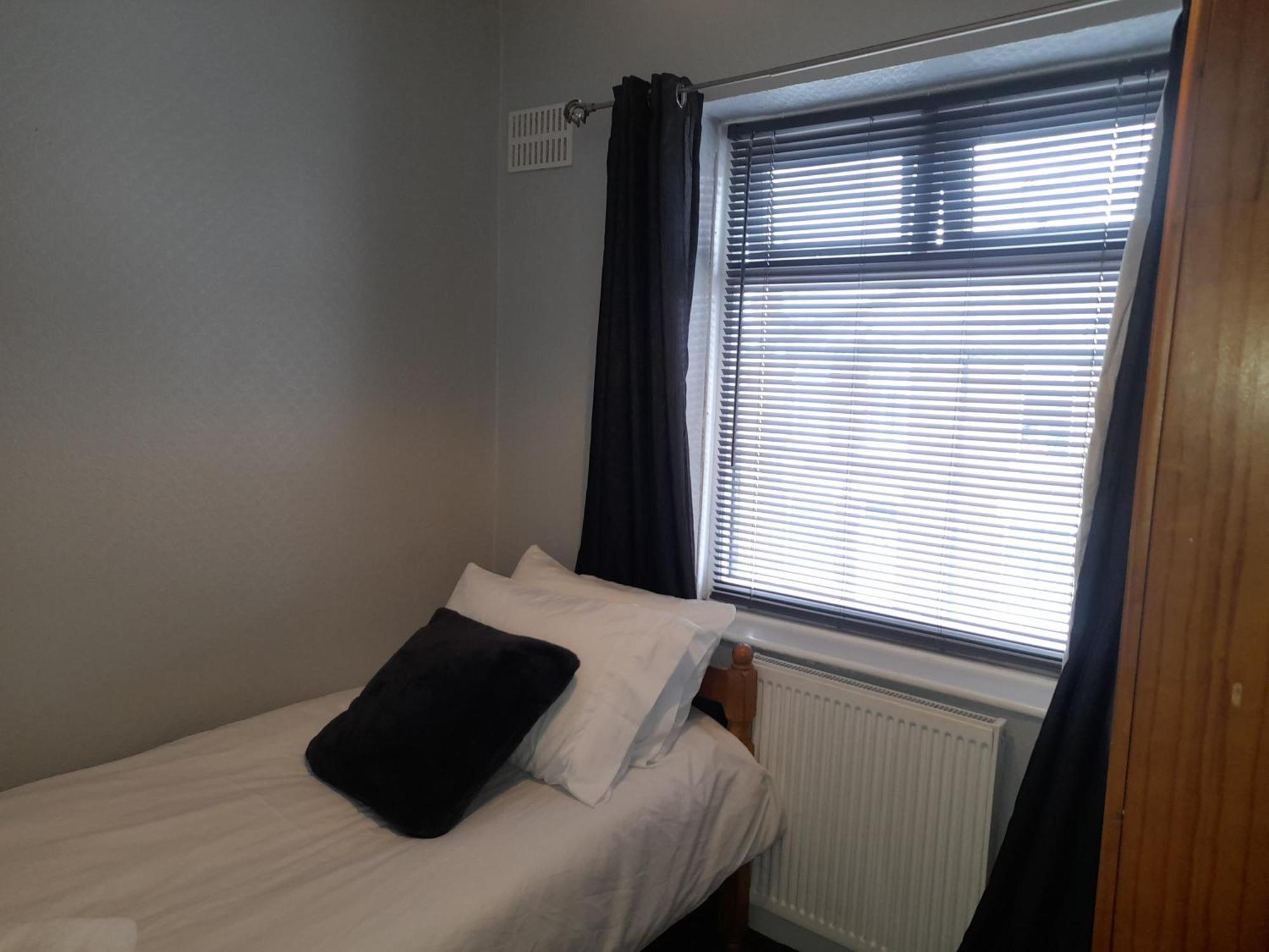 Vila Bright 4-Bed House 15 Min To Manchester Centre Exteriér fotografie